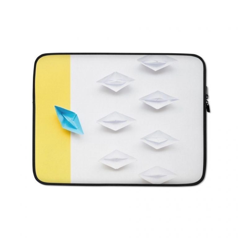 laptop-sleeve-13-in-front-6111053eeb8f9.jpg