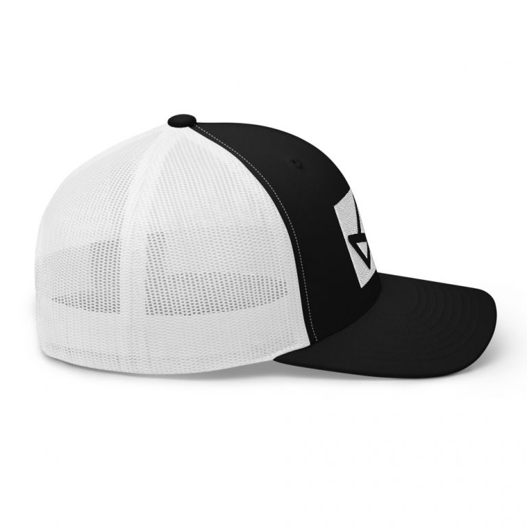 retro-trucker-hat-black-white-right-610ba3b959408.jpg